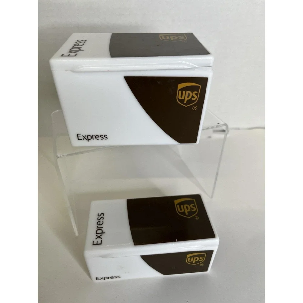 Radio‎ Flyer UPS Express Plastic Storage Boxes Trinkets 2 Pc w Lids
